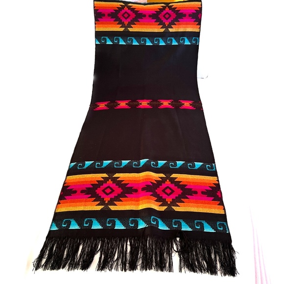 Mexican Table Runner Woven Fringe Tabletop Bed Runner 25" x 62" - Picture 1 of 3